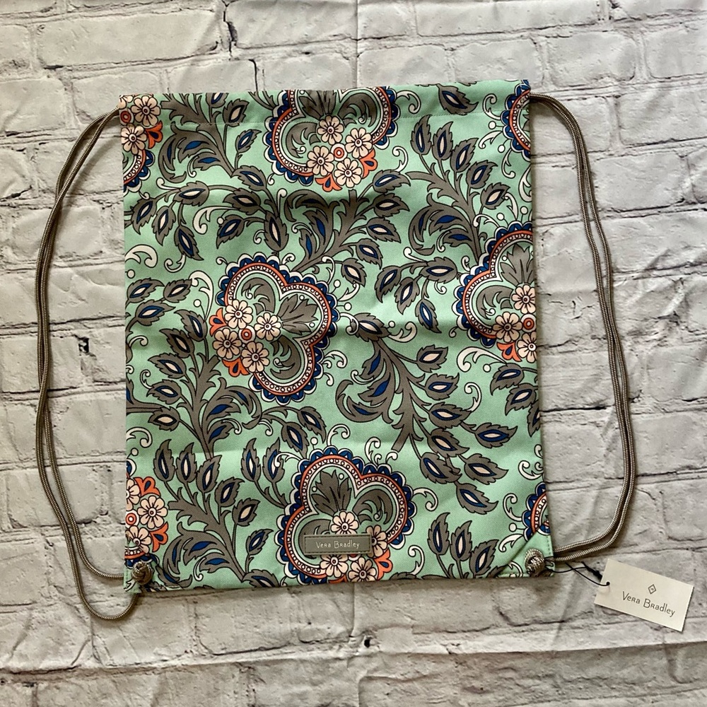 NWT Vera Bradley Lighten Up Drawstring Backpack Fan Flowers Pattern